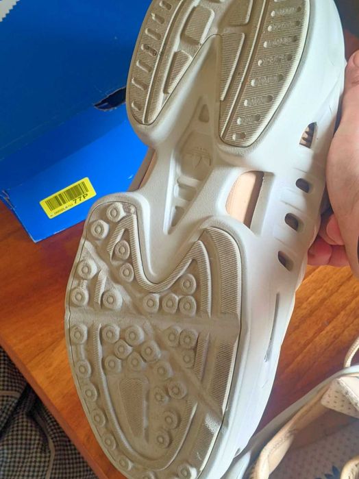 Adidasi ADIDAS Adifom Climacool, numarul 44, NOI