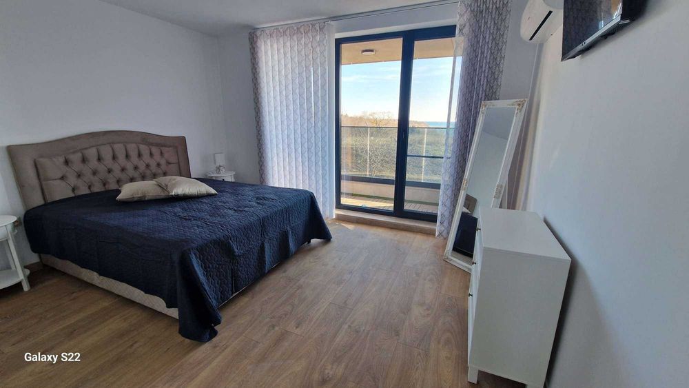 Дава се под наем Тристаен апартамент в Бургас, Сарафово - 128 кв.м за 1376.49 € - Снимка #11