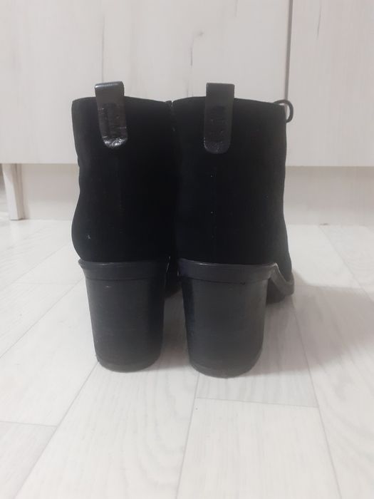 Зимние натуральные ботинки