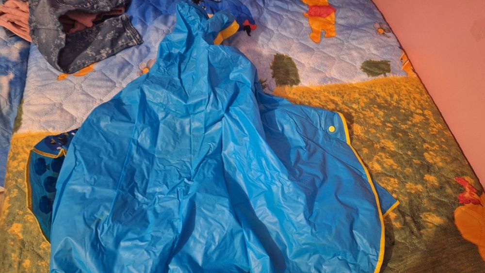 Детски дъждобран