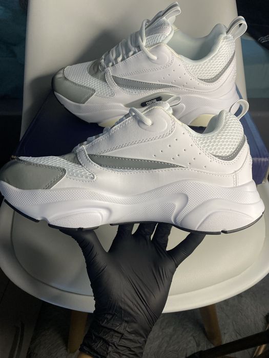 White And Silver Dior B22