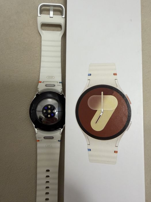 Продам часы Samsung Galaxy Watch 7