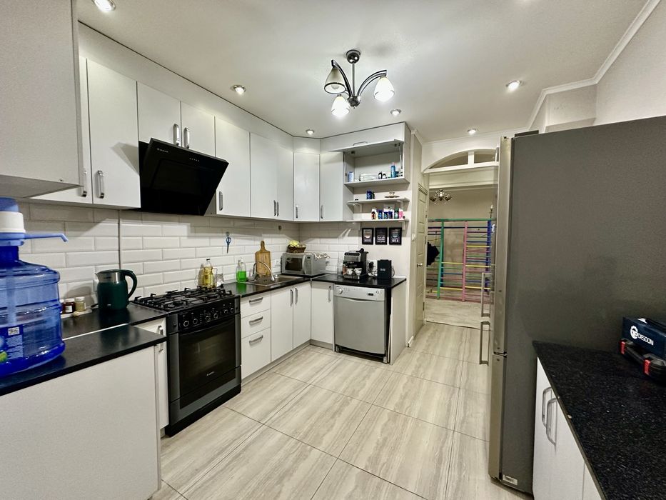 Эски Сарикул.Школа №294.Можно под ипотеку.