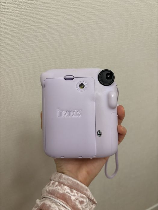 instax mini 12, б/у