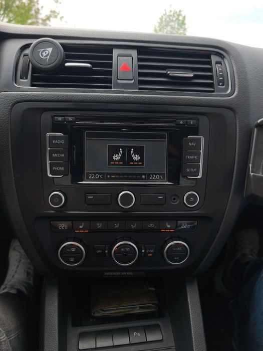 Vând Volkswagen Jetta 2013 | 1.6 TDI