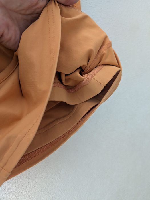 Bustiera sport Fila. Mărimea S