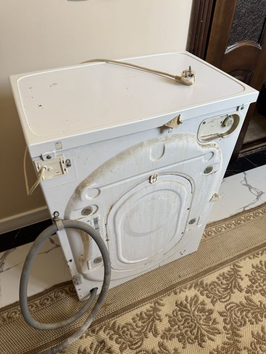 Стиральная машина Indesit