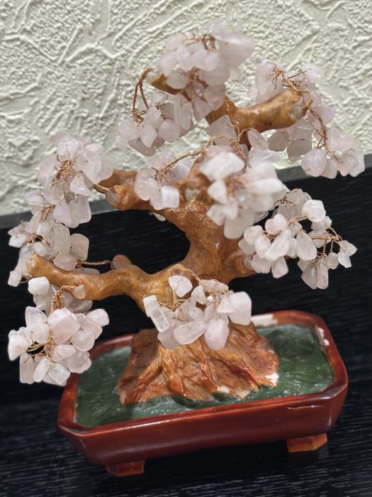 Статуэтка янтарь