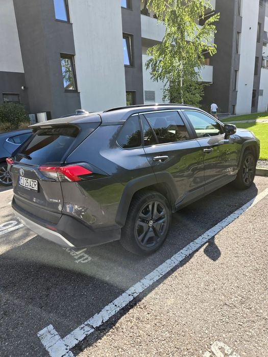 Toyota RAV4 Primul proprietar, stare foarte buna , fara defecte si incidente.