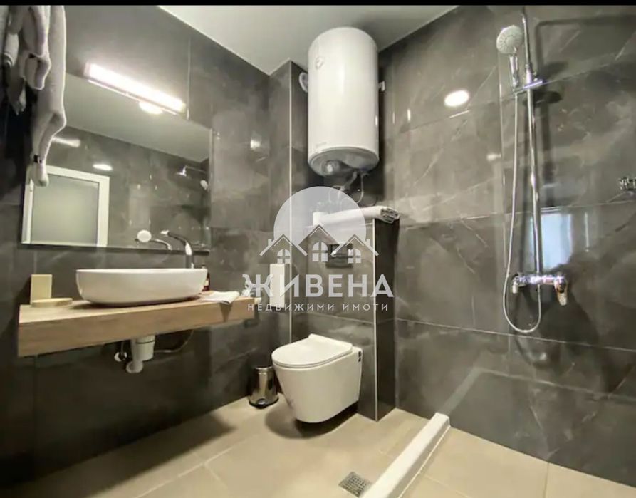 Продавам 2-стаен апартамент, с паркомясто, с. Кранево, площ 72 кв.м