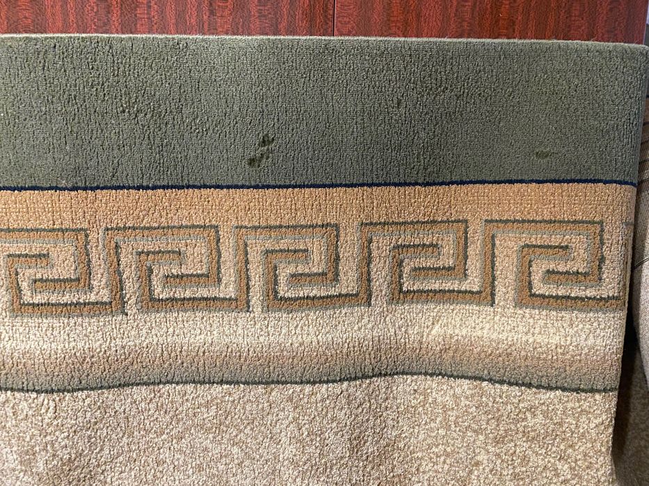 Продам ковер .  .