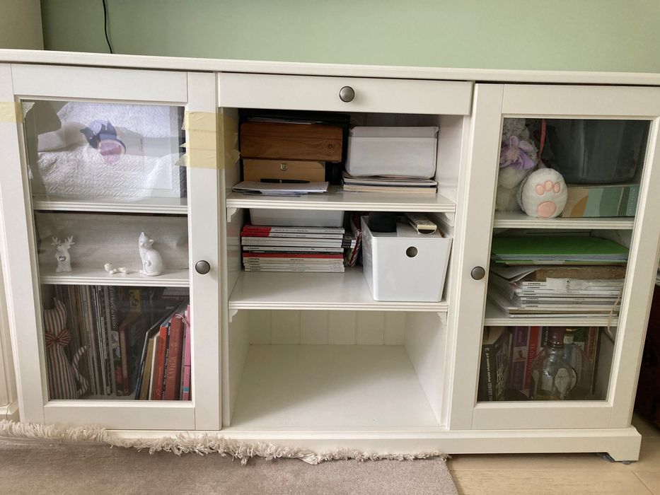 Шкаф витрина IKEA