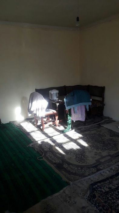 Продаётся дом на земле город Наваий ,нарпай 3-е отделение, 8 сотак,