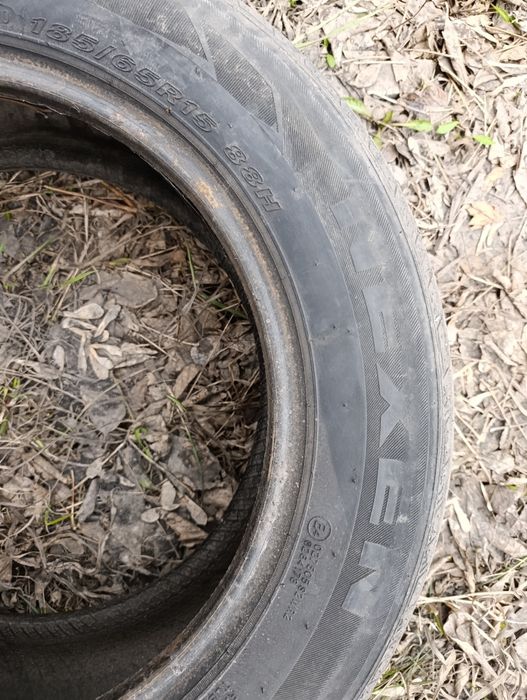 Шины б/у  2 баллона