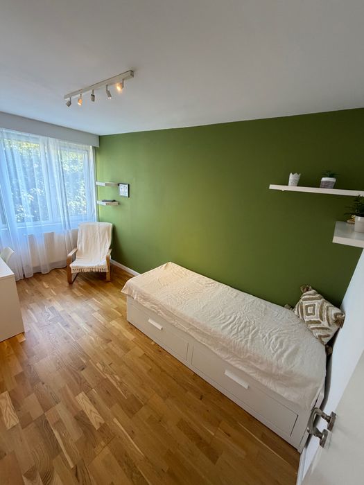 Închiriez apartament