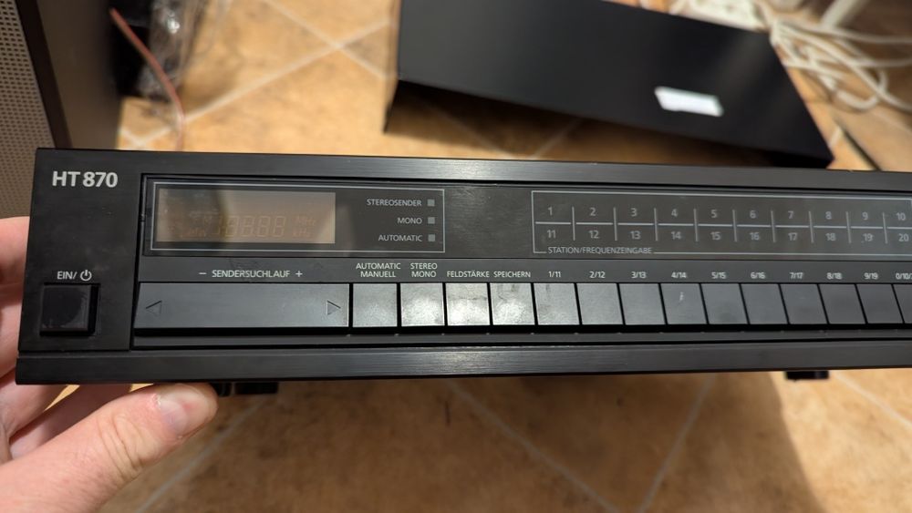 Tuner Telefunken HT870 - rezervat