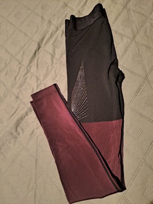 Блузи клинове и деуги