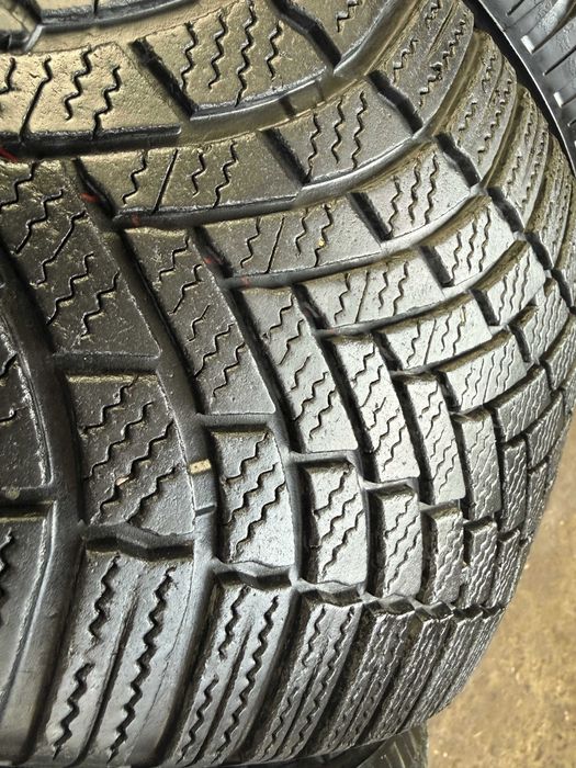 4x Anvelope iarna 235/50 R19 - Bridgestone Blizzak LM005