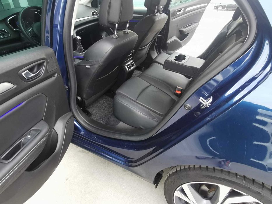 Renault Megane Bose 1.5 dCi-115CP Led/Distronic/NaviMare/Piele/Cameră
