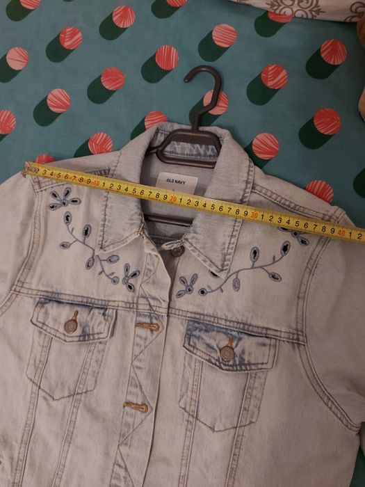 Vând jacheta de blug Old Navy mărimea L noua doar spalata