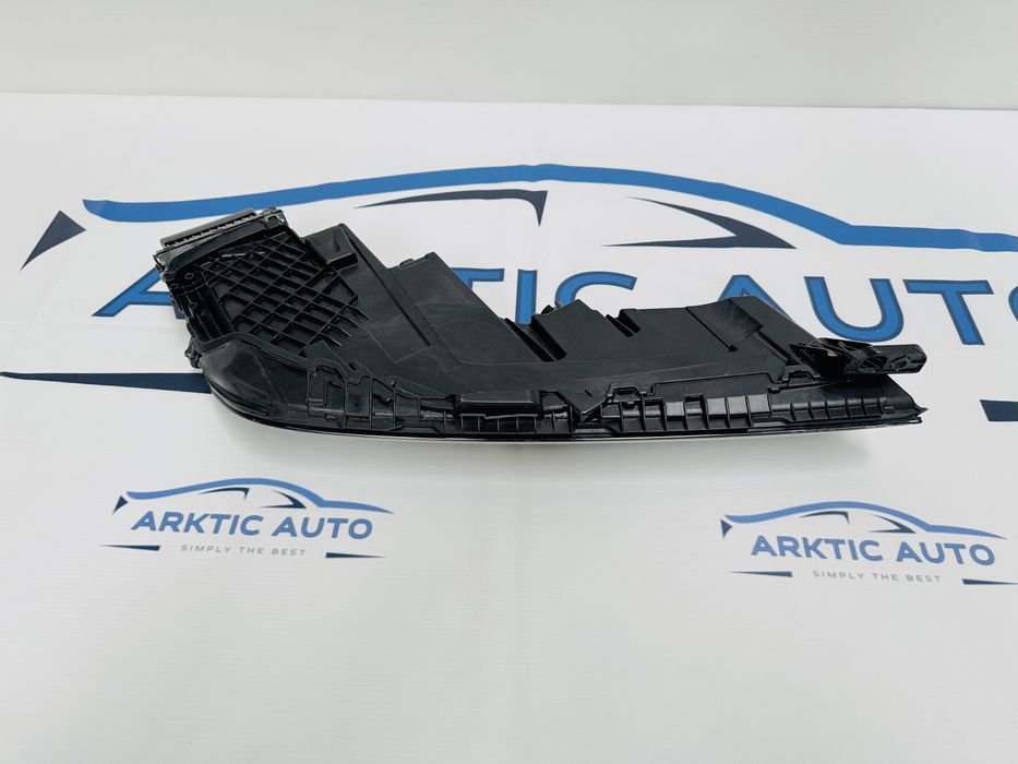 Far stanga Crystal Led BMW seria 7 dupa 2022 cod 9879935-14