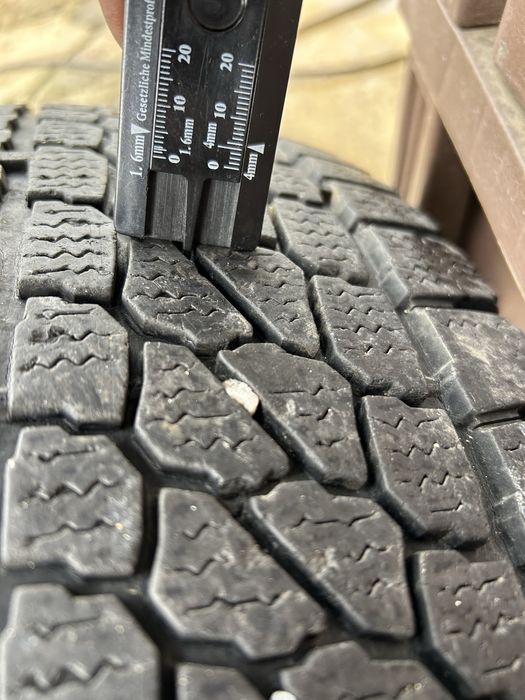 4 гуми за бус 225 75 16с 121/120R