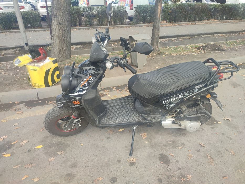 Бумер мопеды сатылады срочна