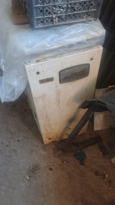 Продам газовый котел Navien б/у