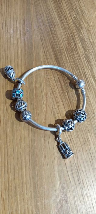 Bratara Pandora cu charmuri