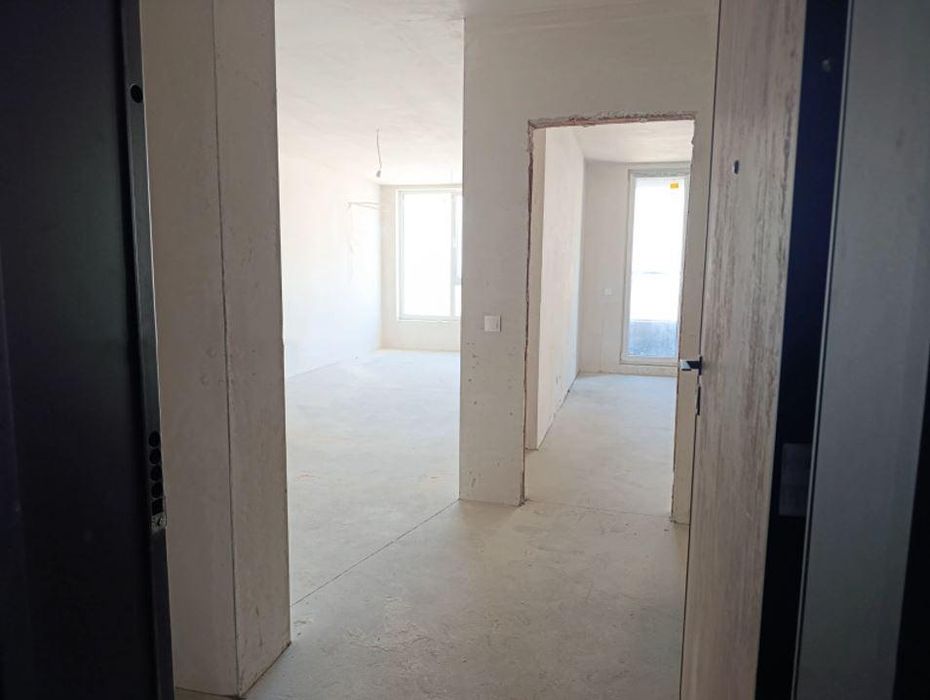 Многостаен за продажба в ж.к. Банишора