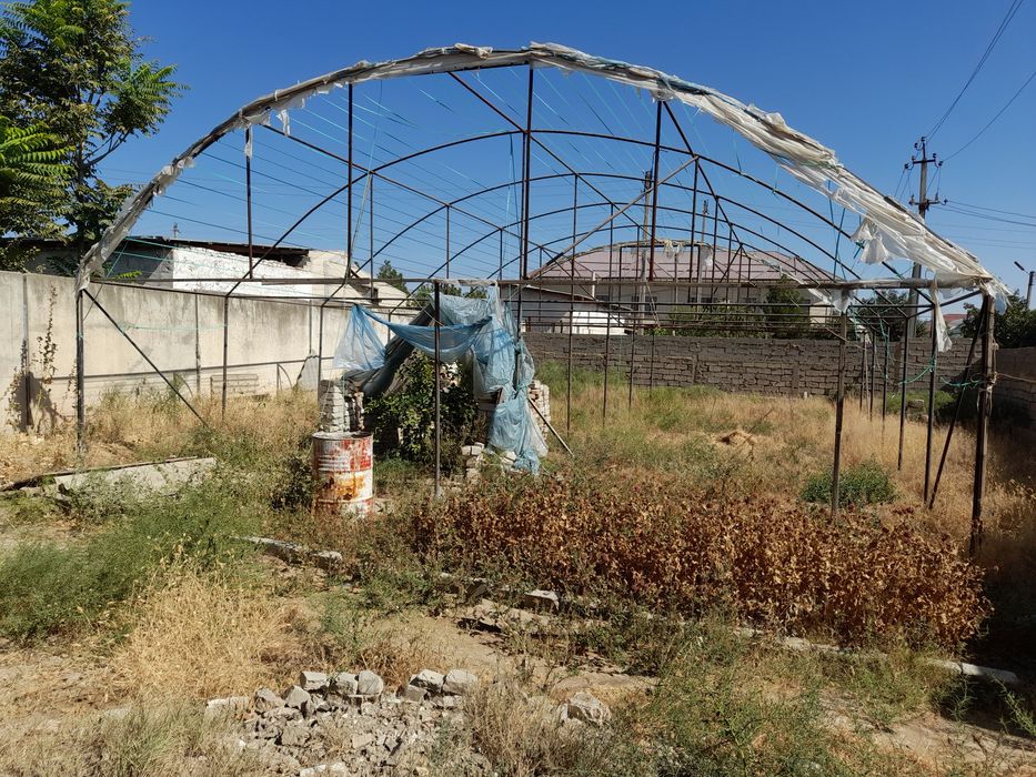 Иссикхона сотилади