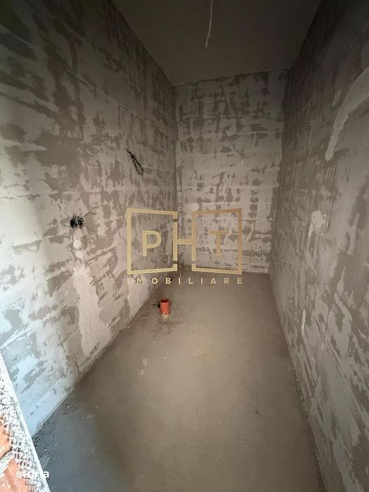 Penthouse cu 3 camere, 66 mp + terasa, zona Sopor!