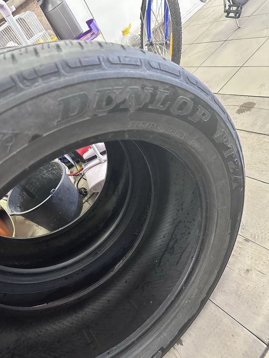 Продам Автошину DUNLOP