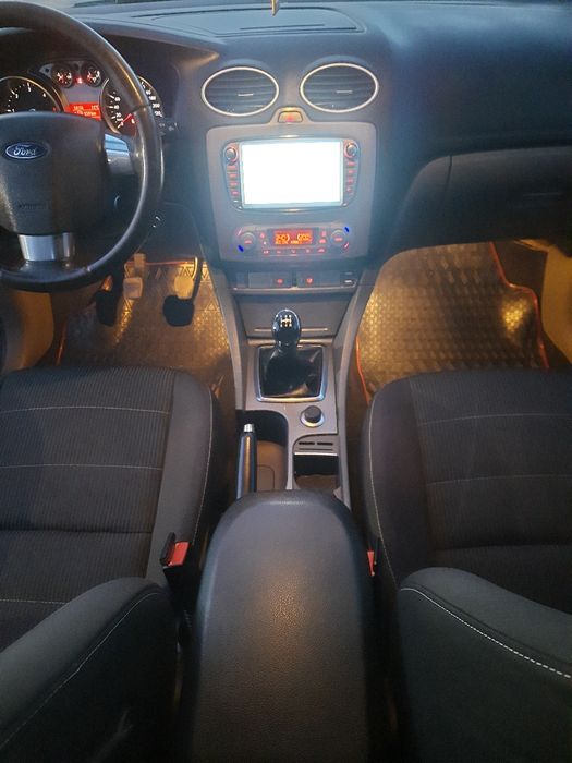 FORD Focus 2008 — imagine 5