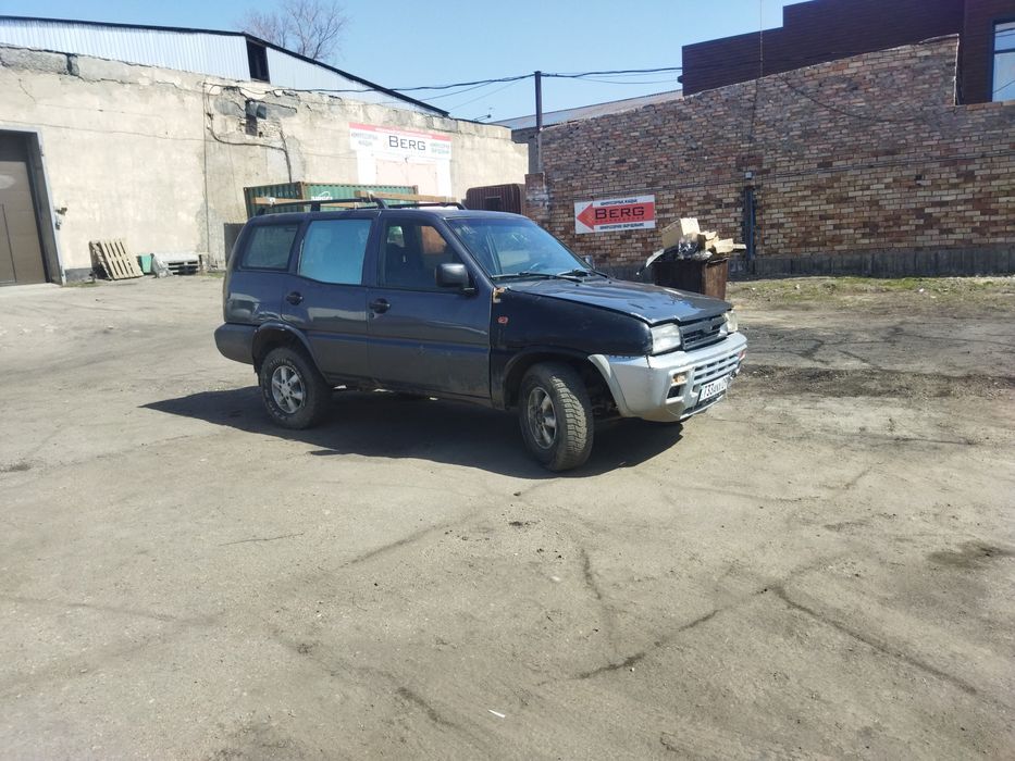 Джип ниссан террано 2