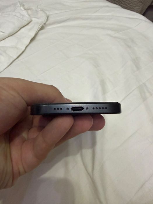 Iphone 16 pro 128 esim