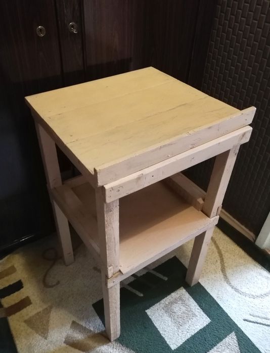 Продам универсальную подставку для бытового использования