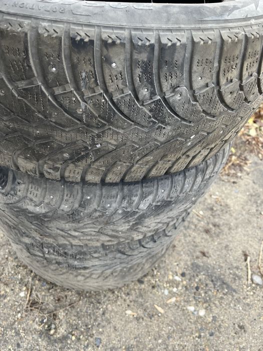 Продам шины 205/60/16