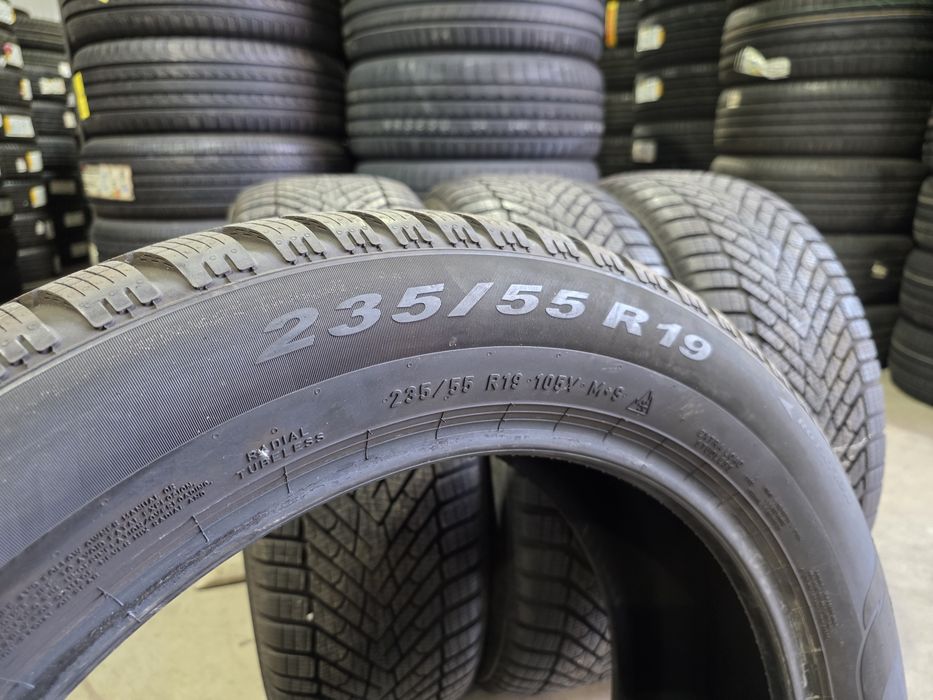 235/55/19 PIRELLI 4бр