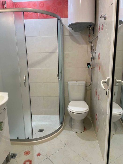 Продава се Тристаен апартамент в Пловдив, Център - 100 кв.м за 2000 €/кв.м - Снимка #5