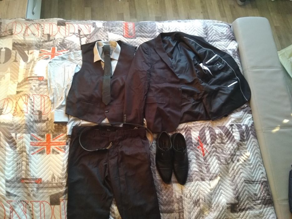 Мъжки костюм за бал XL