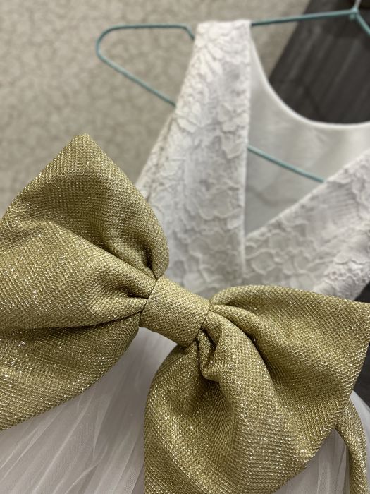 Белое платье на девочку