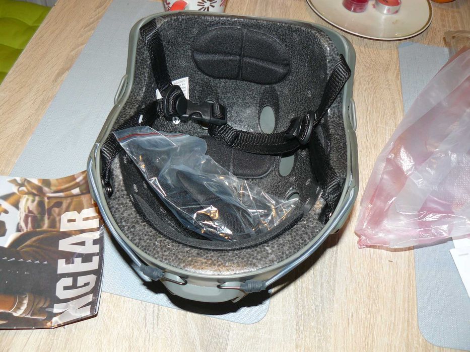 Casca Protectie Airsoft FAST MH ECO EMERSON GEAR, Noua,Foliage Green