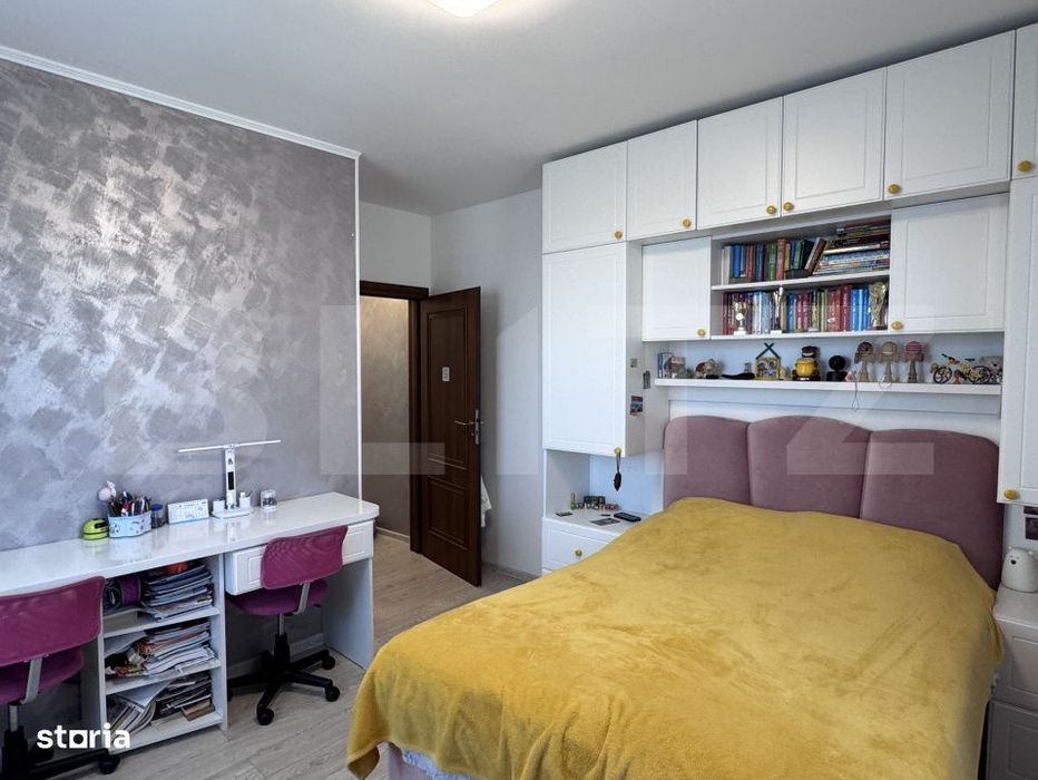 Apartament cu 3 camere, 82.80, zona Albert