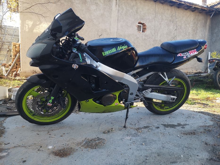Kawasaki zx6r 2001 на части