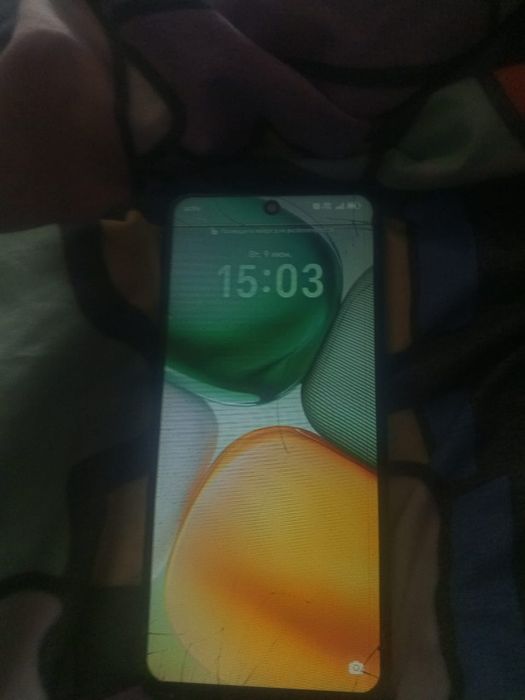 Продам телефон 25