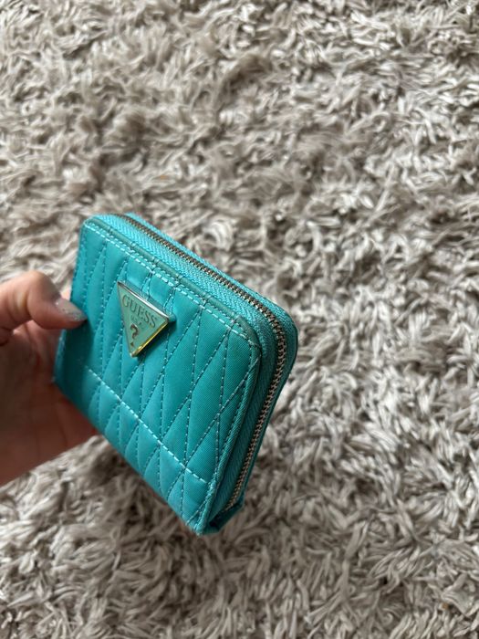 Дамски Портфейли Guess и Parfois