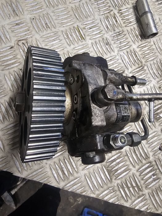 Pompa inalta presiune Opel Astra J 1.7 CDTI 55586500