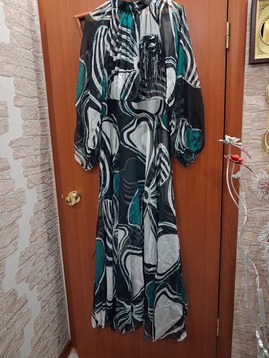 Шифоновое красивое вечернее платье