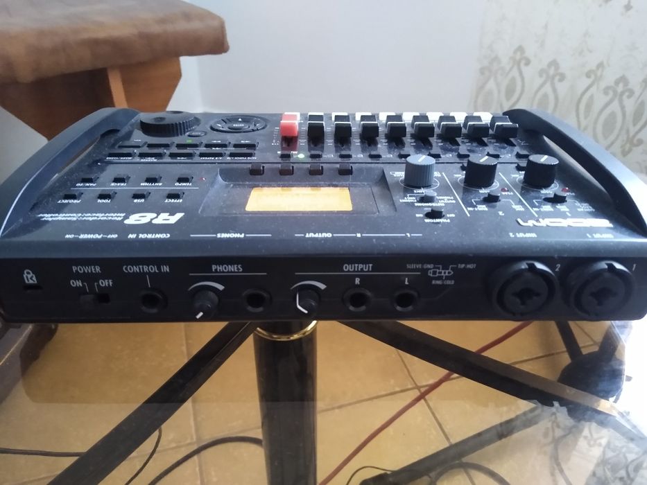 Zoom R8 nefolosit